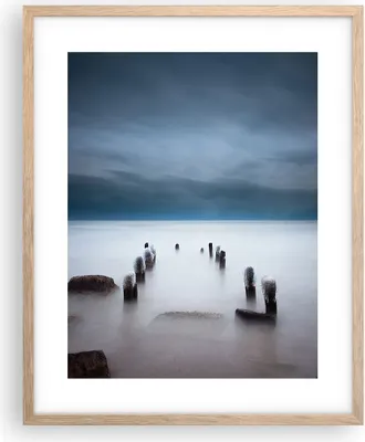 Produktbild von Gerahmtes Poster - Rahmen in heller Eiche - Wellenbrecher Nebel Nacht - 40x50 cm - Wand Bild - Wanddeko - Wandbilder - Kunstposter - Wandposter - Bilderrahmen - Bilder - Kunstdruck - P2NPA40x50-4416