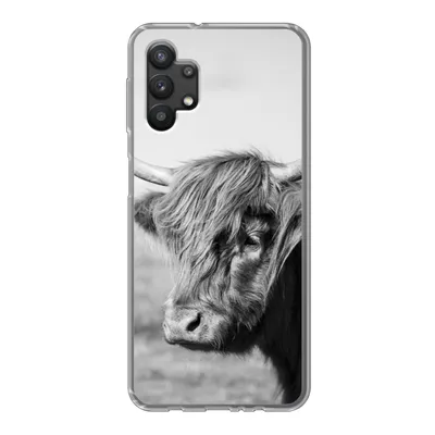 Produktbild von MuchoWow® Handyhülle Schutzhülle Hülle für Samsung Galaxy A32 5G Schottischer Highlander - Tiere - Schwarz - Weiß Silikon Softcase Handy Hülle - Softcase