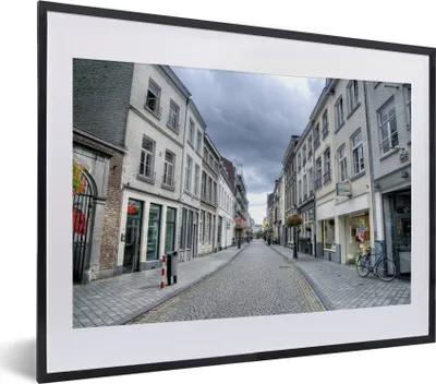 Produktbild von MuchoWow® MuchoWow® Gerahmtes Poster Architektur - Maastricht - Weiß 40x30 cm - Poster mit zchwarzem Bilderrahmen - Bilderrahmen - Poster im Rahmen