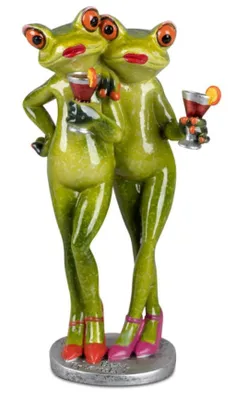 Diese Skulptur zeigt zwei weibliche anthropomorphe Frösche die Cocktails in High Heels trinken.