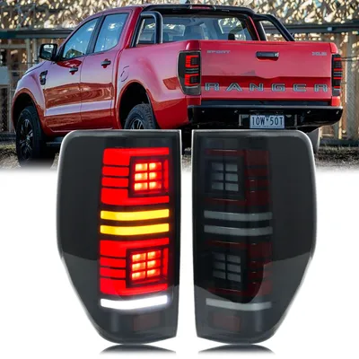 Produktbild von Rücklicht mit schwarzem Gehäuse – Sequenzieller Blinker – 35W – 12V