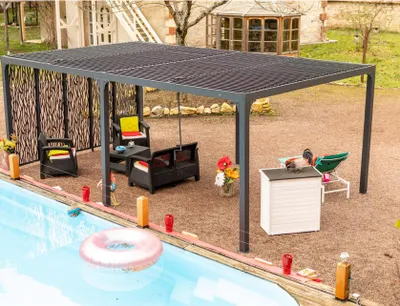 Image de Pergola Bioclimatique Aluminium XXL – Gris Anthracite – 5 Panneaux Moucharabieh – 21,52 m²