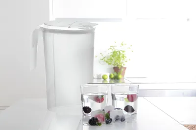 Image de plast team 11200800 plast team pichet à jus, 1,5 litre, transparent/blanc