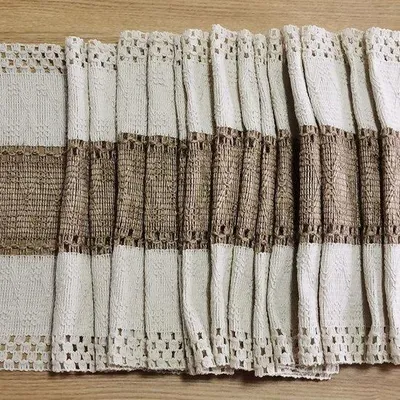 Produktbild von Beige Boho Jute Tischläufer 30x274cm mit Quasten