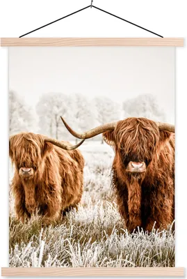 Produktbild von MuchoWow® Textilposter Schottisches Hochlandrind - Kuh - Tiere 60x80 cm mit holzfarbenen Rahmen - Wandbild