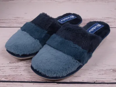 Produktbild von Warme Damen Hausschuhe Inblu LB102-004 blau mit Fell
