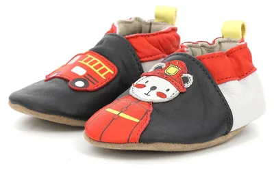 Imagen del producto de Robeez, zapatillas para interiores, modelo bombero, color azul marino, talla 17 EU (para niños)
