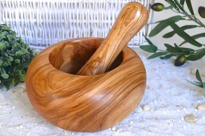 Produktbild von Mörser Olivenholz inkl. Stößel – robust, aromafreundlich, edel, ca. 14 cm Außendurchmesser
