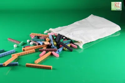 Produktbild von Kleiner Satz farbige Rechenstäbe 126 teilig aus Re-Wood® im Baumwollbeutel
