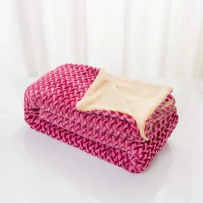 Produktbild von MEGAGROUP Kationische Flanell Doppeldecke Jacquard Kuscheldecke Herbst Winter 150x120 cm