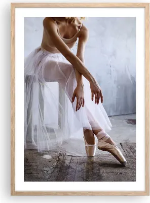 Produktbild von Gerahmtes Poster - Rahmen in heller Eiche - Ballerina Ballett Studio - 50x70 cm - Wand Bild - Wanddeko - Wandbilder - Kunstposter - Wandposter - Bilderrahmen - Bilder - Kunstdruck - P2NPA50x70-4970