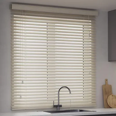 Produktbild von Victoria M. KAYA Jalousie in Holzoptik 35 mm, 80 x 130 cm, holzhell strukturiert feuchtigkeitsbeständig, kindersicher & langlebig