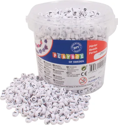 Produktbild von Set mit 2500 flachen runden Perlen zum Auffädeln mit Buchstaben, Durchmesser 7,5 mm