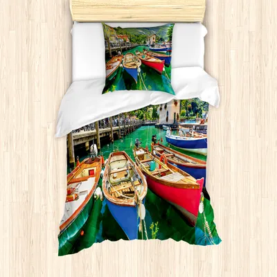 Produktbild von ABAKUHAUS Italien Mantele, Garda Torbole Stadt Foto, Milbensicher Allergiker geeignet mit Kissenbezügen, 135 cm x 200 cm - 80 x 80 cm, Mehrfarbig
