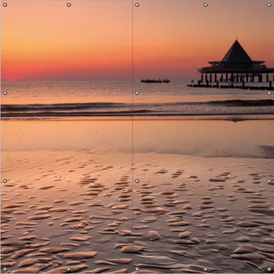 Produktbild von Wallario Outdoor-Poster für Garten oder Balkon, Motiv Strand am Abend - Seebrücke am Ostseebad Heringsdorf, in ca. 180 x 180 cm