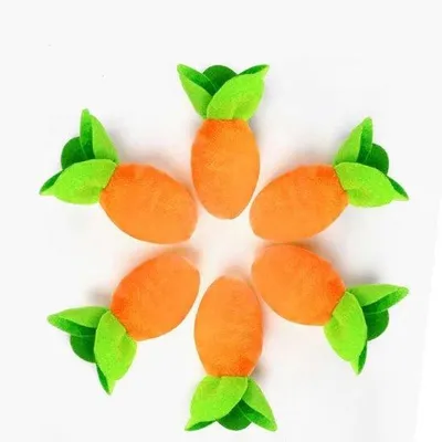 Produktbild von Worteldecoraties aus 6 Materialien - Realistische Wurzelmotive, ideal für Ostern, Weihnachten und Frühlingsfeiern.