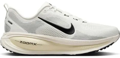 Image de Chaussures de course Nike Vomero 18, blanc, taille 45 (hommes), blanc, taille 45