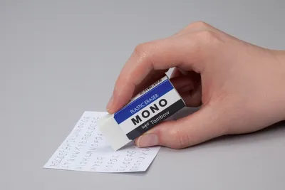 Produktbild von Radierer Mono M PVC weiß Packung mit 20 Stück