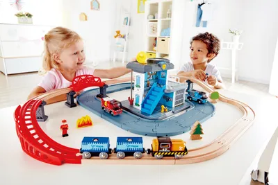 Obrázek produktu pro Hape EMERGENCY SERVICES HQ, Souprava vlaku a trati, 3 rok/roky, Vícebarevný