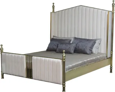 Produktbild von Casa Padrino Luxus Doppelbett Weiß / Matt Gold - Edles Massivholz Bett - Schlafzimmer Möbel - Hotel Möbel - Luxus Möbel - Luxus Einrichtung