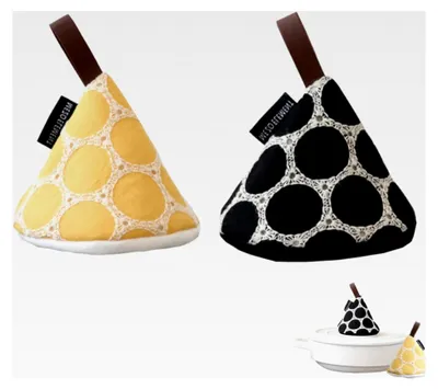 Produktbild von 2 Stück Ofenhandschuhe, Baumwolle rutschfest, Topflappen für Kochen und Backen in der Küche (Gelb, Schwarz)