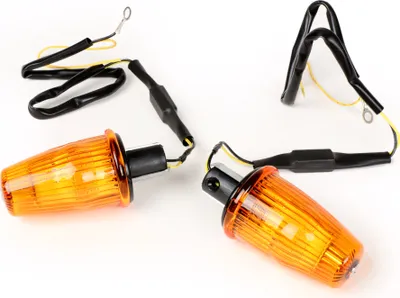 Produktbild von Blinker-Set Moto Nostra Lenkerblinker LED, 12V, E-Prüfzeichen, für Vespa V50, 50SS, 50SR, 50 Sprinter, 90SS, 90 Racer, PV125, ET3, Sprint150, Rally180 / 200
