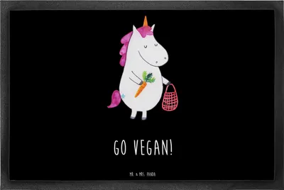 Produktbild von Mr. & Mrs. Panda fußmatte Einhorn Vegan 40 x 60 cm - Schwarz - Geschenk, Schmutzfänger, Veganismus, Unicorn, Bodenvorleger, Gesund Leben, Schuhabstreifer, Veganer, essen