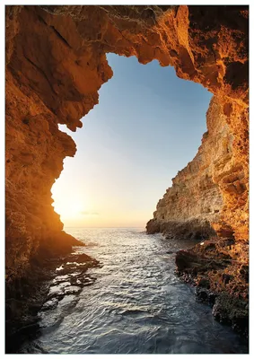 Produktbild von Wallario Premium Glasbild, freischwebende Optik, kräftige Farben, Größe 100 x 70 cm Motiv Höhlen am Meer