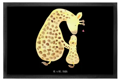 Produktbild von Mr. & Mrs. Panda fußmatte Giraffe Kind 60 x 90 cm - Schwarz - Geschenk, Sohn, Sauberlaufmatte, Fußabtreter, Afrika, Schmutzfangmatte, Mama, Mutter, Tochter, Schmutzmatte