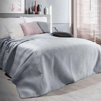 Produktbild von Silberne Tagesdecke SOFIA 170x210 cm