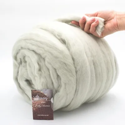 Image de Hobby YARN - Softy Charme – 100% laine, 500g, Laine XXL pour feutrage, fil très épais pour le feutrage à sec et à l'eau, référence 49361, couleur gris clair ("Moonlight Grey")