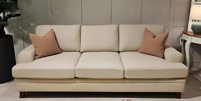 Produktbild von Bequemes, beiges 3-Sitzer-Sofa. Perfekt für dein Wohnzimme