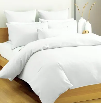 Produktbild von Weiße Standard-Hotel-Bettwäsche 160x200 Schloss