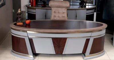 Immagine prodotto di Set da studio in legno di colore marrone caldo, moderno ed elegante