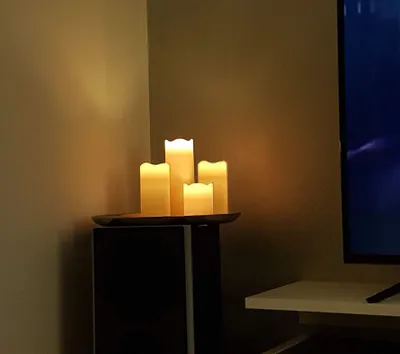 Produktbild von X4-LIFE LED Echtwachskerzen 4er Set inkl. Fernbedienung und Batterien - Kerzen/Deko/Advent/LED-Kerzen/Beleuchtung/Wachskerzen