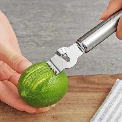 Productafbeelding van CHPN - Citroenschil - Limoenschil - Rasp - Citrusrasp - Schilmester - Raspkom - Bakken - Keukenaccessoires - Handrasper - Handontpeler - Dunschiller - Fijne schil - Schilmester