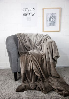jilda-tex Wohndecke/ Tagesdecke 150 x 200 cm (stripes brown)