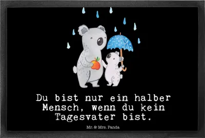 Produktbild von Mr. & Mrs. Panda fußmatte Tagesvater Herz 40 x 60 cm - Schwarz - Geschenk, Schmutzfangmatte, Gummimatte, Abtreter, Schmutzmatte, Schmutzfänger