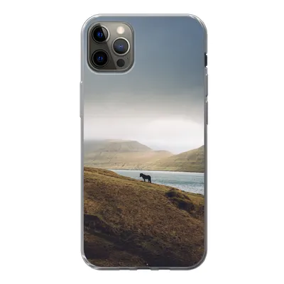 Produktbild von MuchoWow® Handyhülle Schutzhülle Hülle für iPhone 13 Pro Max Pferd - Berg - Landschaft Silikon Softcase Handy Hülle - Mobiltelefon