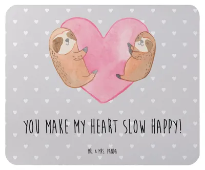 Produktbild von Mr. & Mrs. Panda Mousepad Faultiere Herz - Grau Pastell - Geschenk, für Frauen, Mouse Pad, pc mauspad, laptop, Freundin, Jahrestag, Freund, computer, Valentinstag