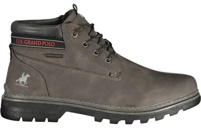 Produktbild von Zeitlose Herrenstiefel in Grau mit Kontrastdetails und Aufdruck.