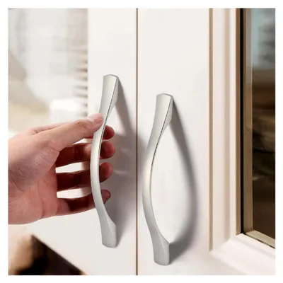 Produktbild von 10 Möbelgriffe für Schränke und Schubladen mit 128mm Lochabstand