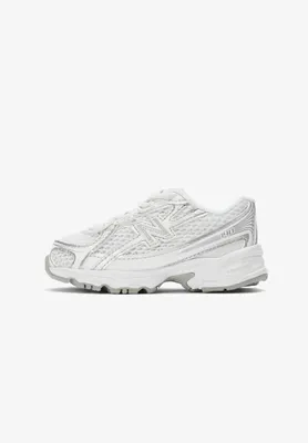 Produktbild von New Balance Kleinkinder Sneaker 740 Weiß Silber Gr. 26 Bungee-Schnürung