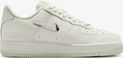 Produktbild von Nike Air Force 1 White Metallic Chrome Sail Beige Damen Herren Sneaker AF1 40