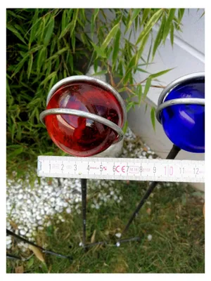 Produktbild von Gartenstecker mit Glaskugel 6 cm, Gartenfigur, Gartendekoration, Höhe 105 cm, grün