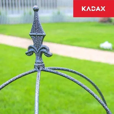 Produktbild von Famanu Rankobelisk aus pulverbeschichtetem Stahl - 3D-Rankhilfe für Pflanzen - Freistehende Rankzule - 150 cm halbrund