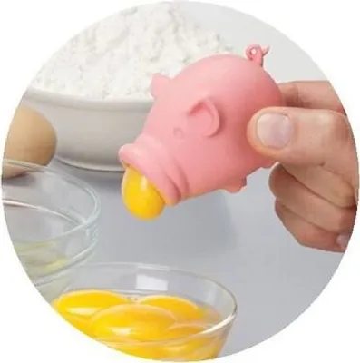 Produktbild von PELEG DESIGN - Eitrenner Schweinchen - Der praktische Eitrenner in Schwein-Look | Praktischer Eigelb-Trenner aus Silikon