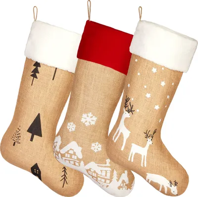 Immagine prodotto di Set di 3 calze di Natale da riempire - Villaggio di Natale, alberi di Natale e renne - Calze di Babbo Natale alte 52 cm