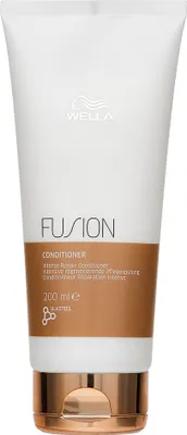 Produktbild von Wella Professionals Fusion Intense Repair Conditioner kräftigender Conditioner für geschädigtes Haar 200 ml