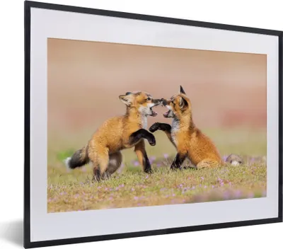 Produktbild von MuchoWow® MuchoWow® Gerahmtes Poster Füchse - Blumen - Porträt 40x30 cm - Poster mit zchwarzem Bilderrahmen - Bilderrahmen - Poster im Rahmen